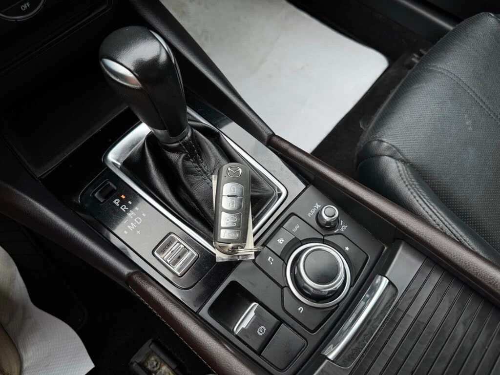 Mazda 3 * ���������� * (���� �� ��) | Mobile.bg � ����������� 15