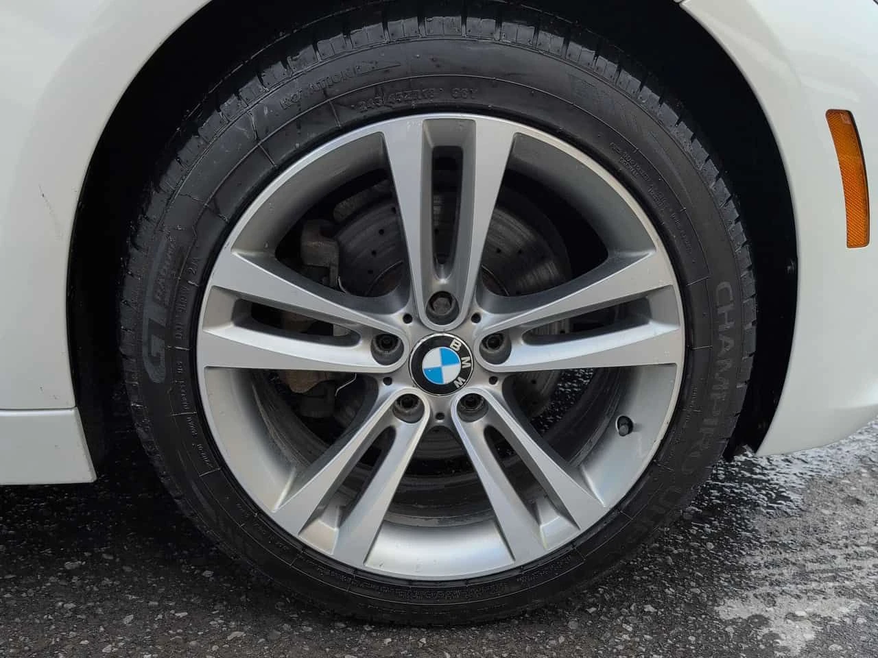 BMW 330 * 330i xDrive * CARFAX * ЦЕНА ДО БГ, снимка 7 - Автомобили и джипове - 53975448