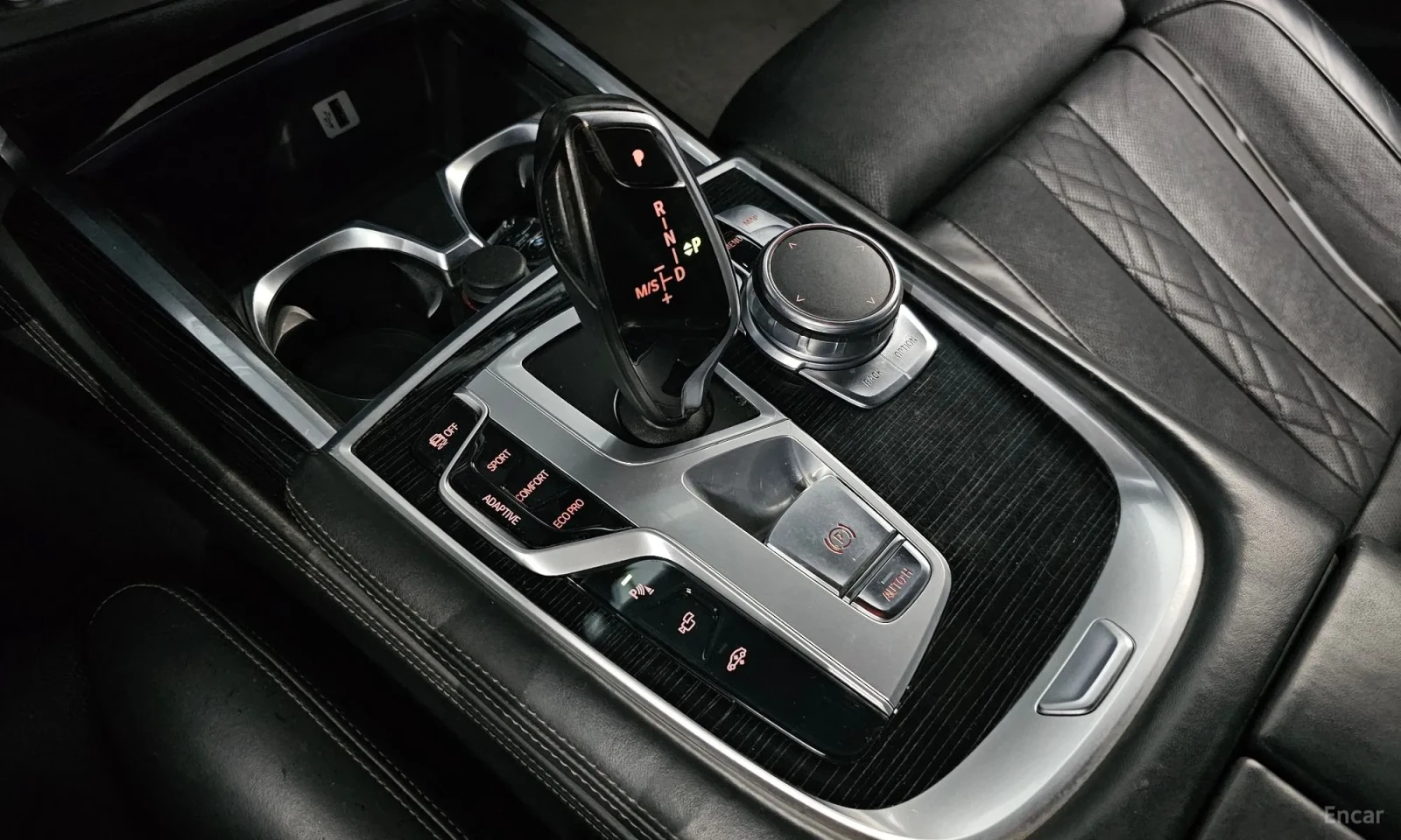 BMW 740 XDRIVE40D / M-PACK / HARMAN / HEADUP / ОБДУХ  , снимка 13 - Автомобили и джипове - 54060407