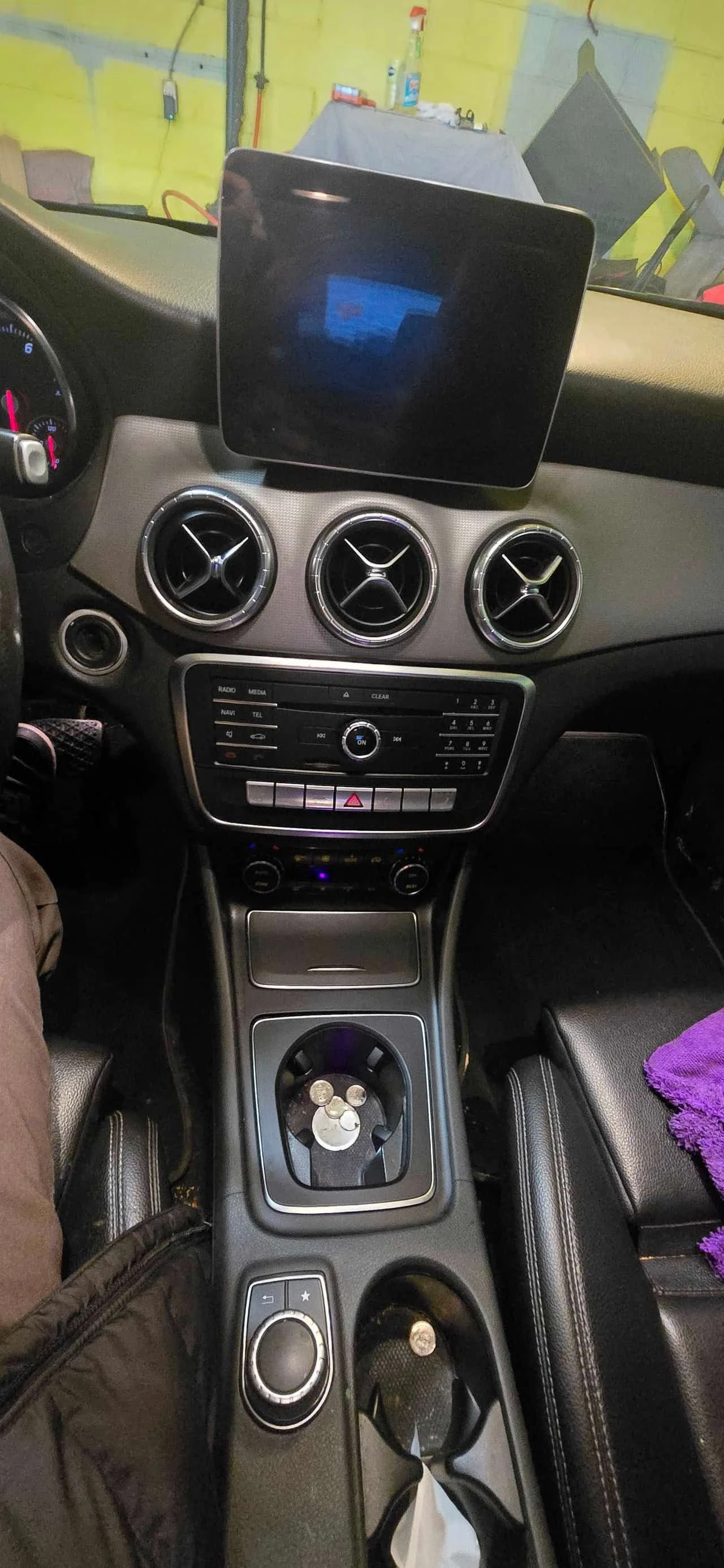 Mercedes-Benz CLA 250 4MATIC * AMG PACK* AMG ДЖАНТИ* ПОДГРЕВ* , снимка 9 - Автомобили и джипове - 54216967