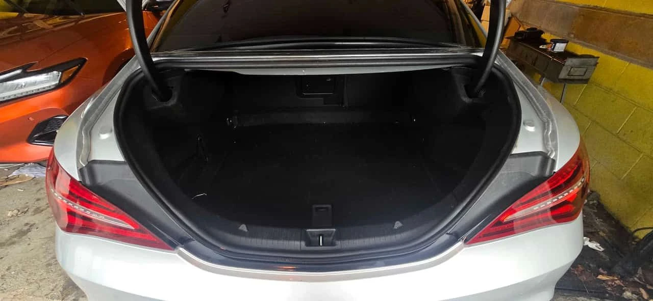 Mercedes-Benz CLA 250 4MATIC * AMG PACK* AMG ДЖАНТИ* ПОДГРЕВ* , снимка 17 - Автомобили и джипове - 54216967