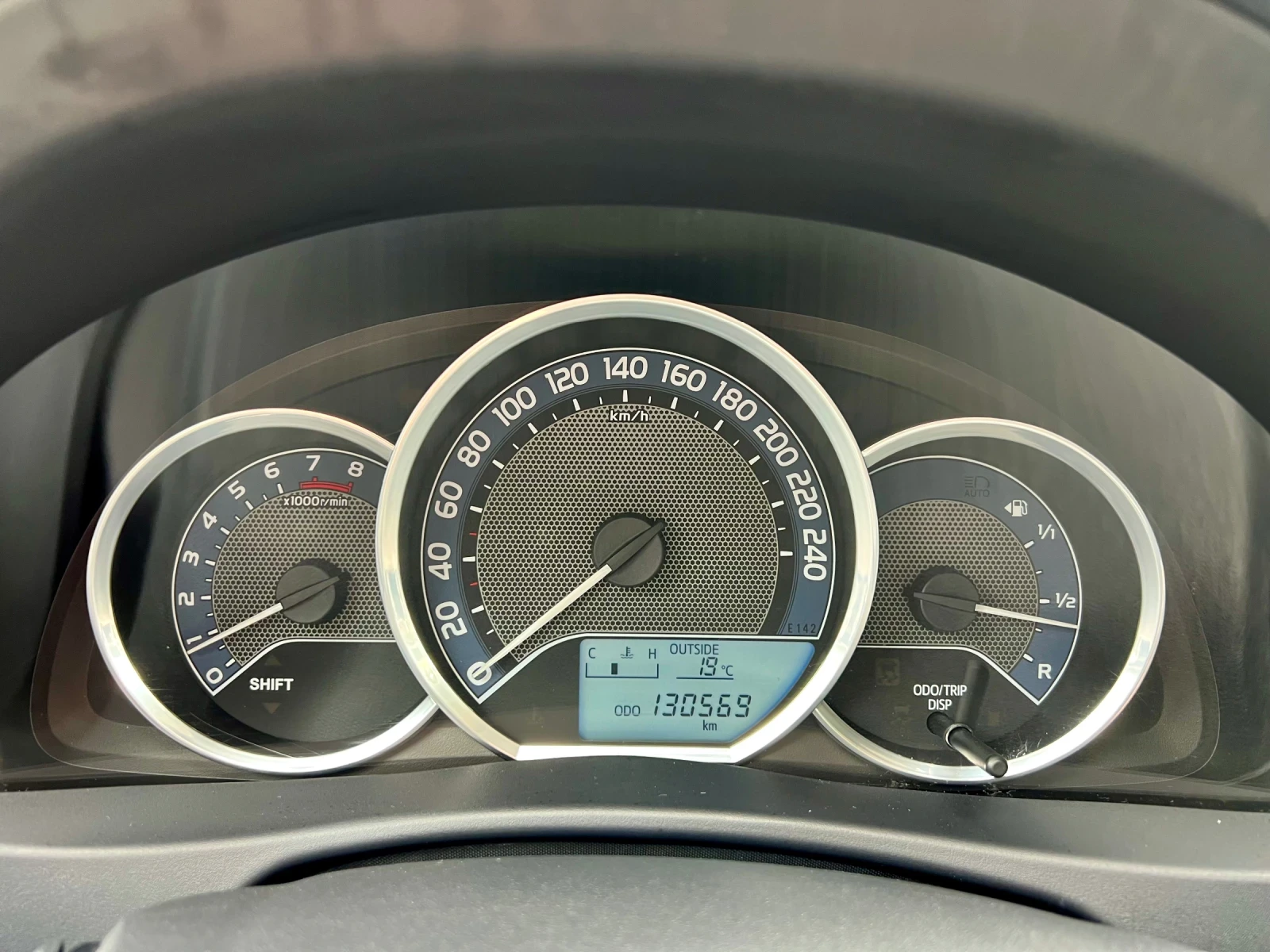 Toyota Auris 1.6i ��������� | Mobile.bg � ����������� 12
