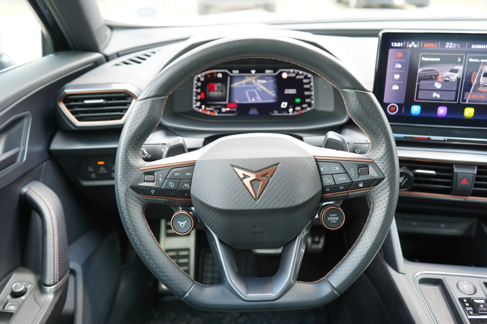 Cupra Formentor VZ* BEATS* MEMORY* DISTR* CAM* CARPLAY* НАЛИЧНА* , снимка 9 - Автомобили и джипове - 54971701