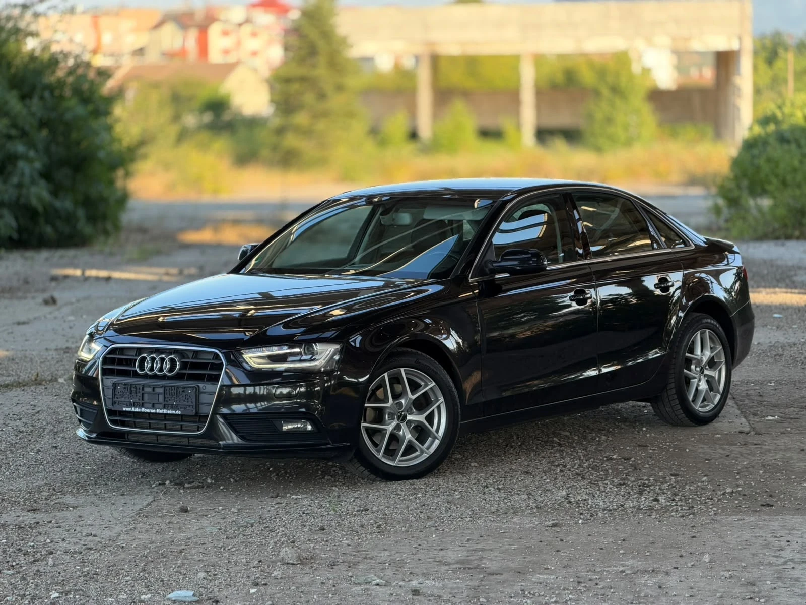 Audi A4 2.0TDI LED XENON NAVI PODGREV ��������� | Mobile.bg � ����������� 1