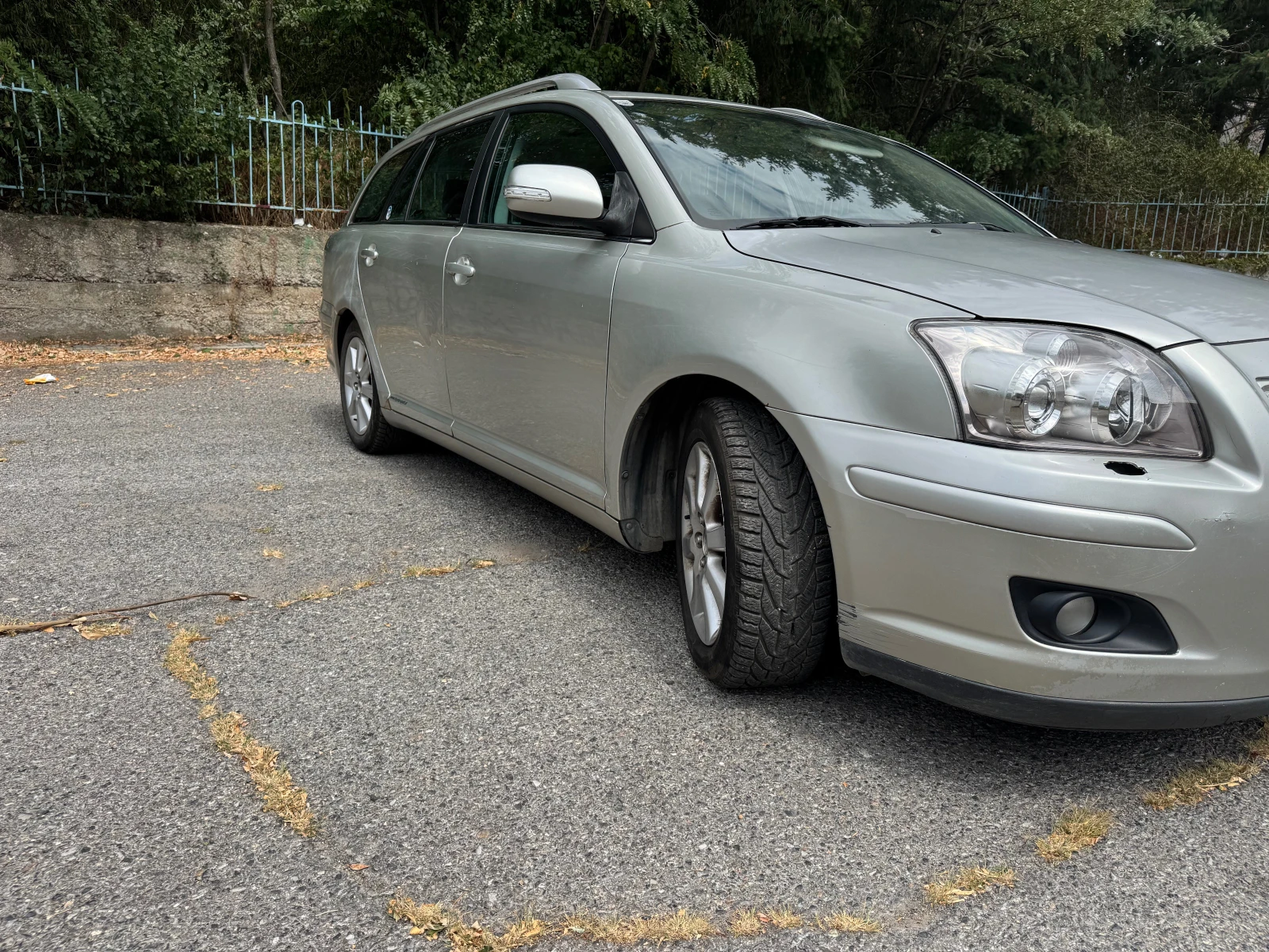 Toyota Avensis 2.0 D-4D, снимка 4 - Автомобили и джипове - 55777695