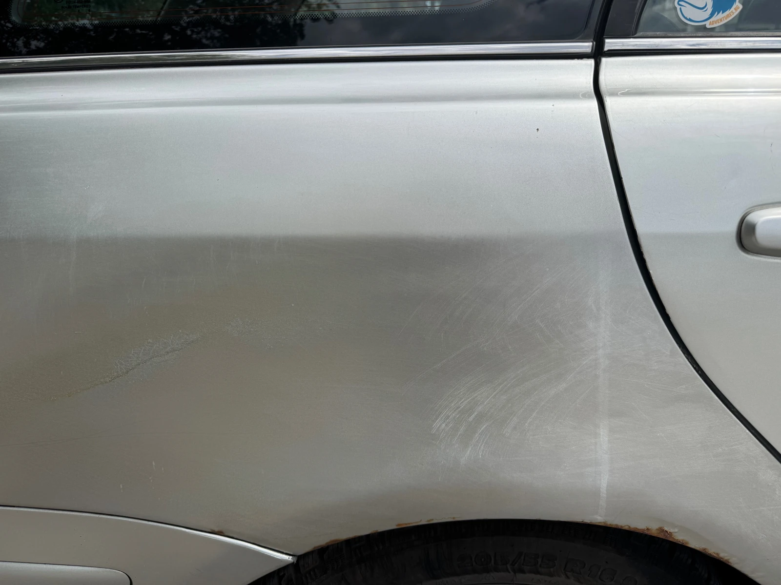 Toyota Avensis 2.0 D-4D, снимка 8 - Автомобили и джипове - 55777695