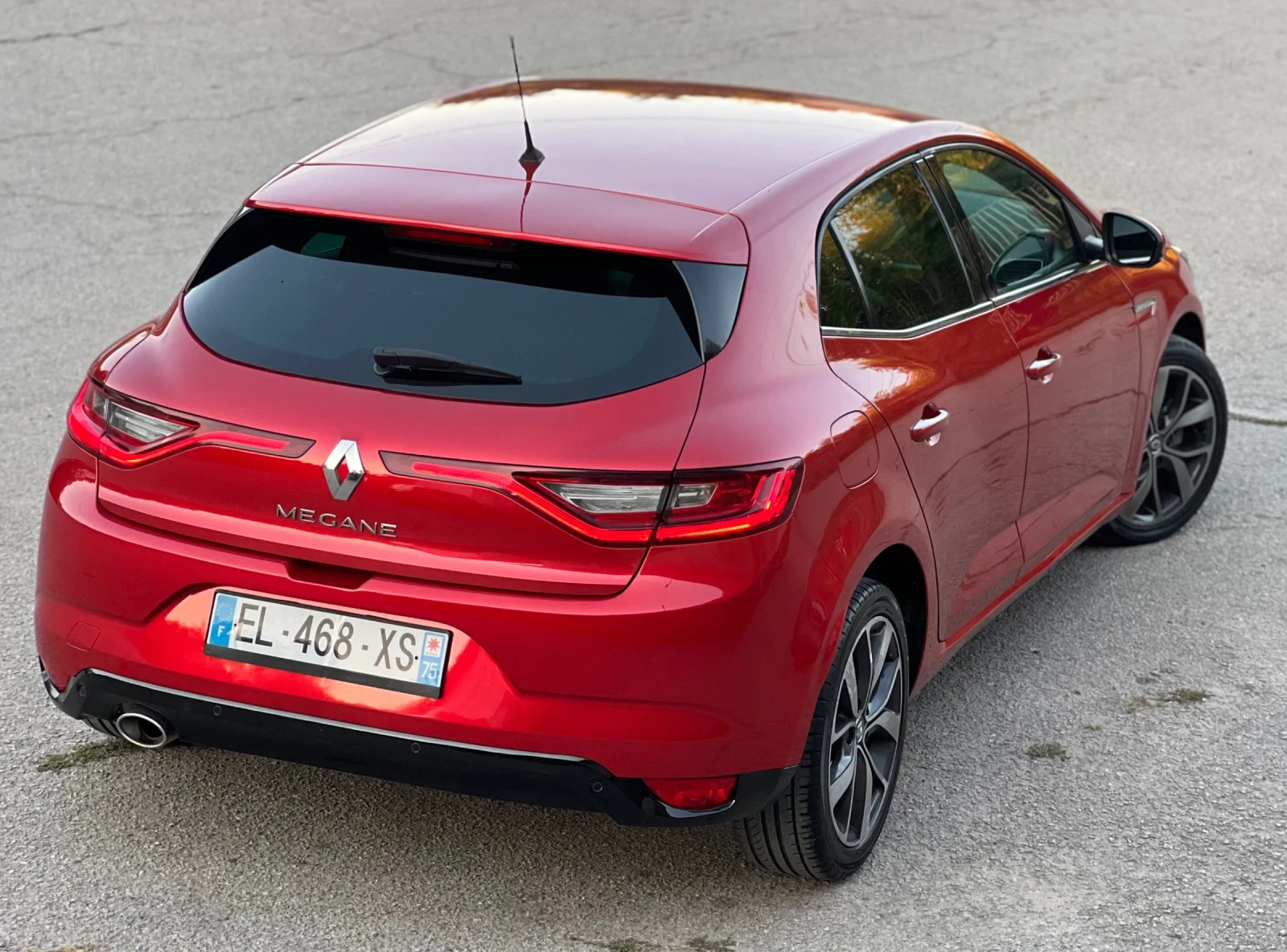 Renault Megane AVTOMAT LED NAVI KEYLESS , снимка 3 - Автомобили и джипове - 56204846