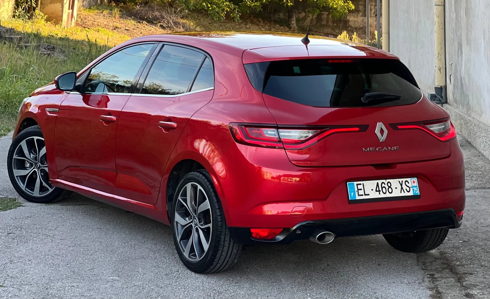 Renault Megane AVTOMAT LED NAVI KEYLESS , снимка 7 - Автомобили и джипове - 56089725