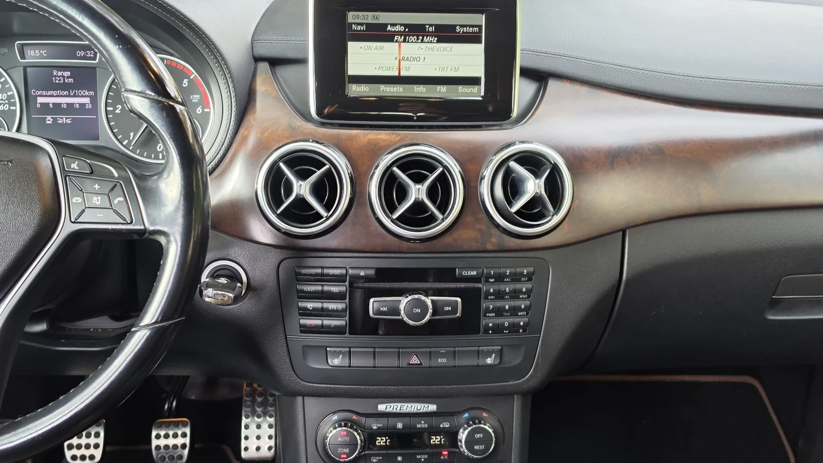 Mercedes-Benz B 180 1.8 cdti premium!, снимка 13 - Автомобили и джипове - 56219163