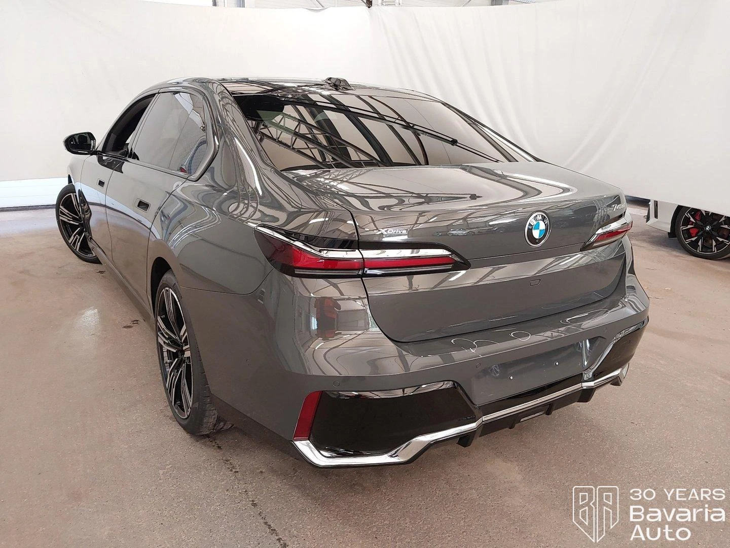 BMW 740 d xDrive Sportautomatic, снимка 2 - Автомобили и джипове - 56235413