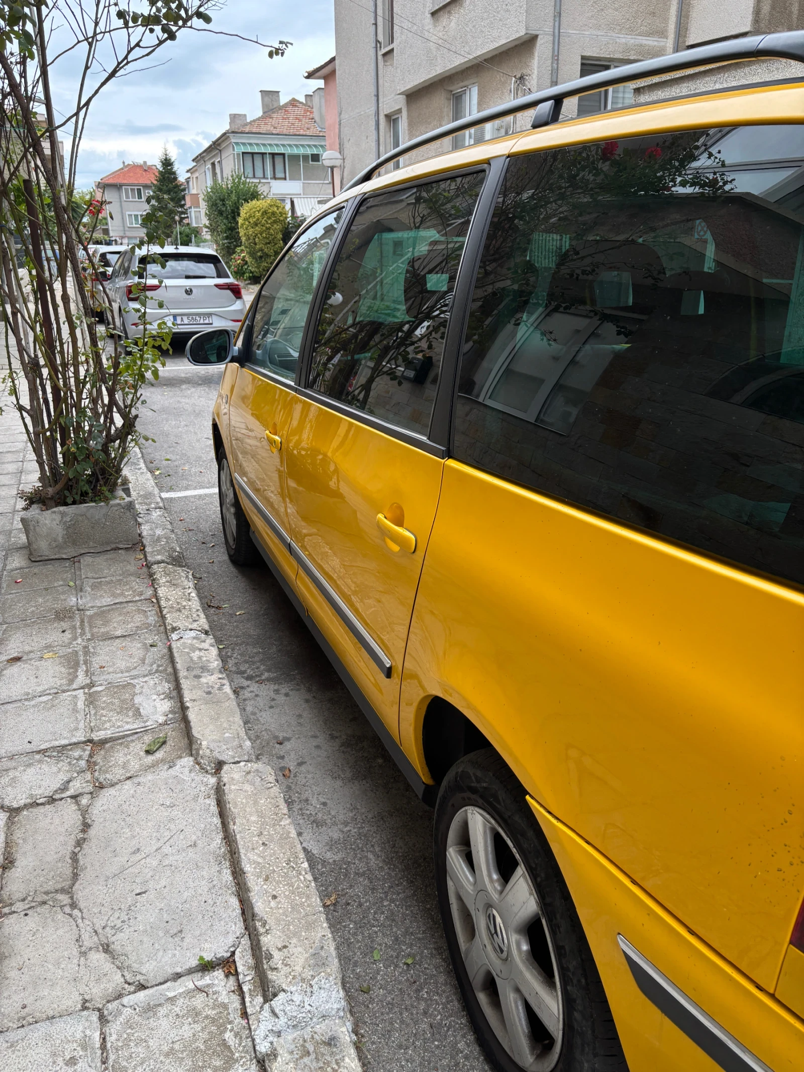 VW Sharan, снимка 5 - Автомобили и джипове - 56247235