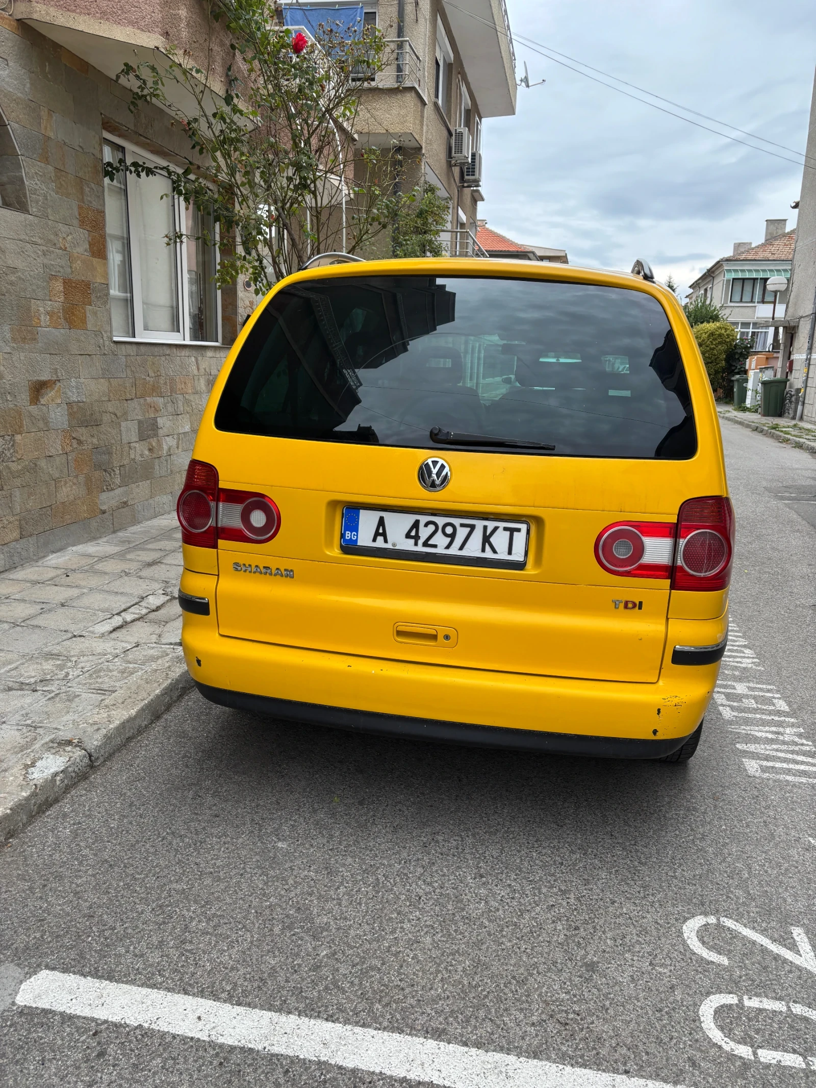 VW Sharan, снимка 4 - Автомобили и джипове - 56247235