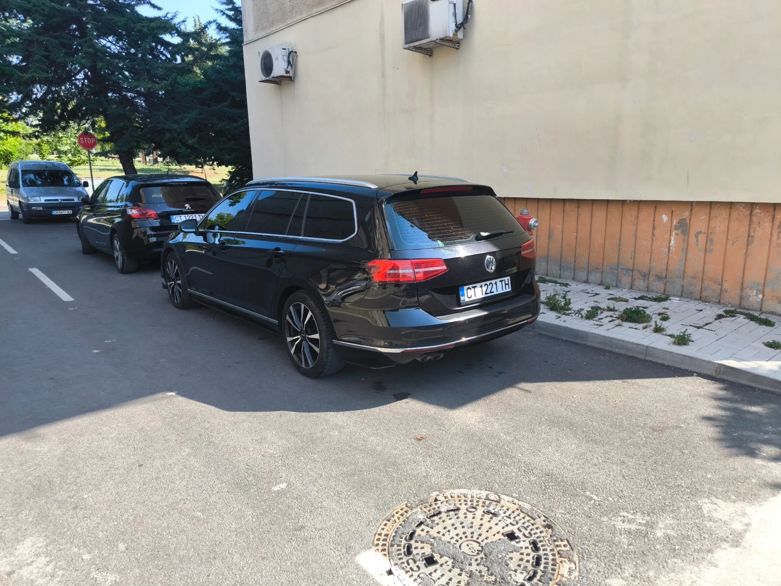 VW Passat 2.0 TDI Highline, снимка 2 - Автомобили и джипове - 56727278
