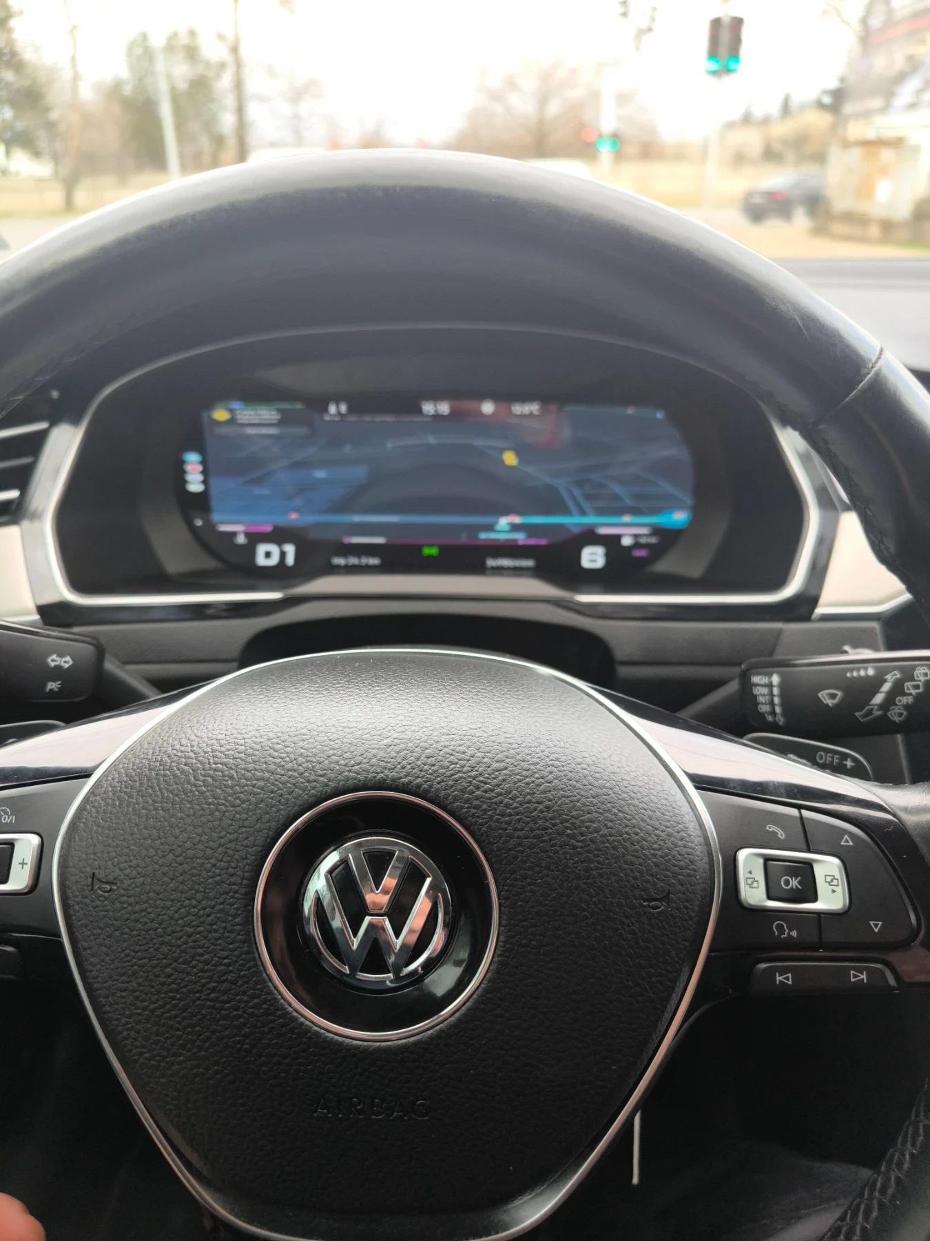 VW Passat 2.0 TDI Highline, снимка 9 - Автомобили и джипове - 56727278