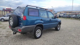 Nissan Terrano 2.4 i, снимка 3