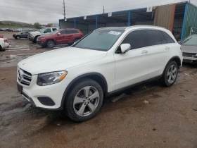  Mercedes-Benz GLC 30...