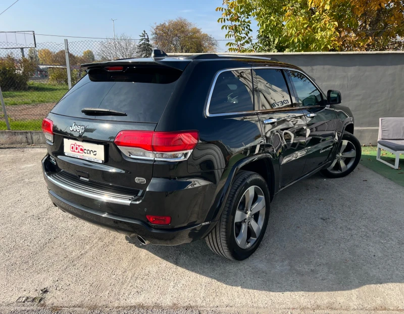 Jeep Grand cherokee 3.0CRD Overland Facelift, снимка 4 - Автомобили и джипове - 47800621