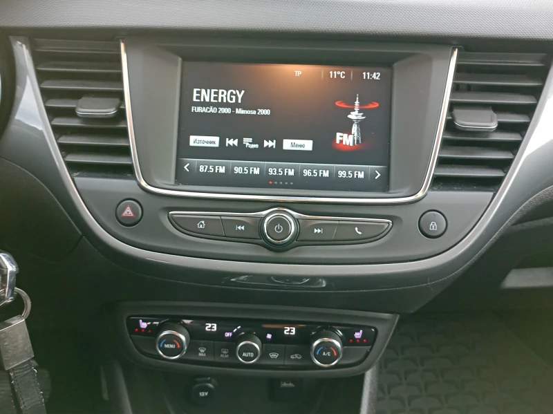Opel Crossland X Elegance 1.2 бензин (96kW/130 к.с.) AT6 MY23, снимка 14 - Автомобили и джипове - 52493492