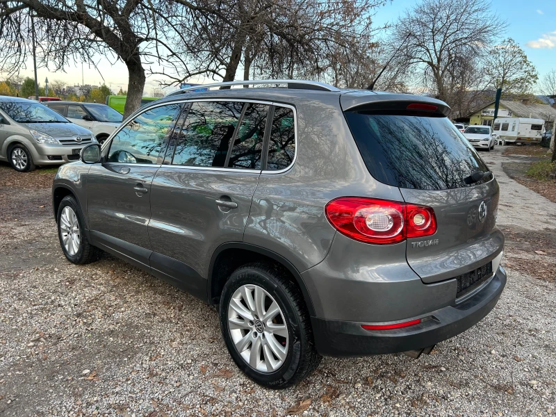 VW Tiguan 2.0TDI 140 к.с./4X4/NAVI/CAMERA/OFFROAD, снимка 8 - Автомобили и джипове - 52506735