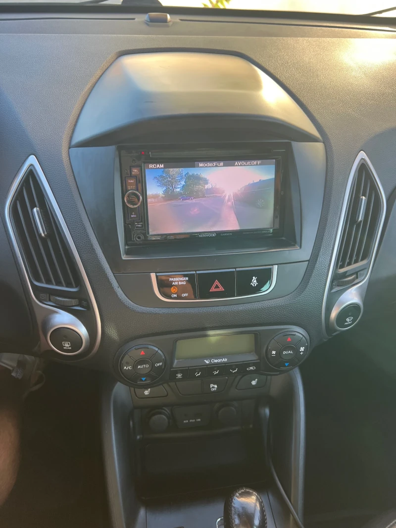 Hyundai IX35 2.0, снимка 7 - Автомобили и джипове - 52616339