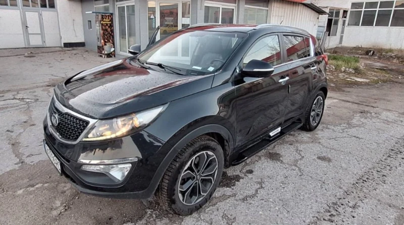 Kia Sportage, снимка 4 - Автомобили и джипове - 52679613