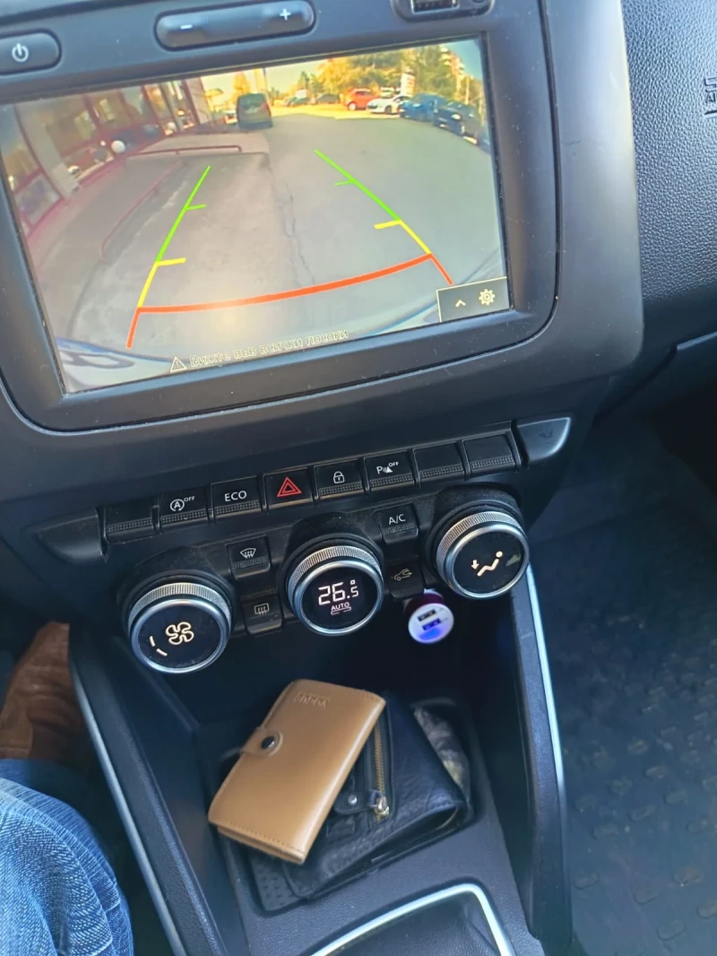 Dacia Duster 1.6, снимка 8 - Автомобили и джипове - 53026137