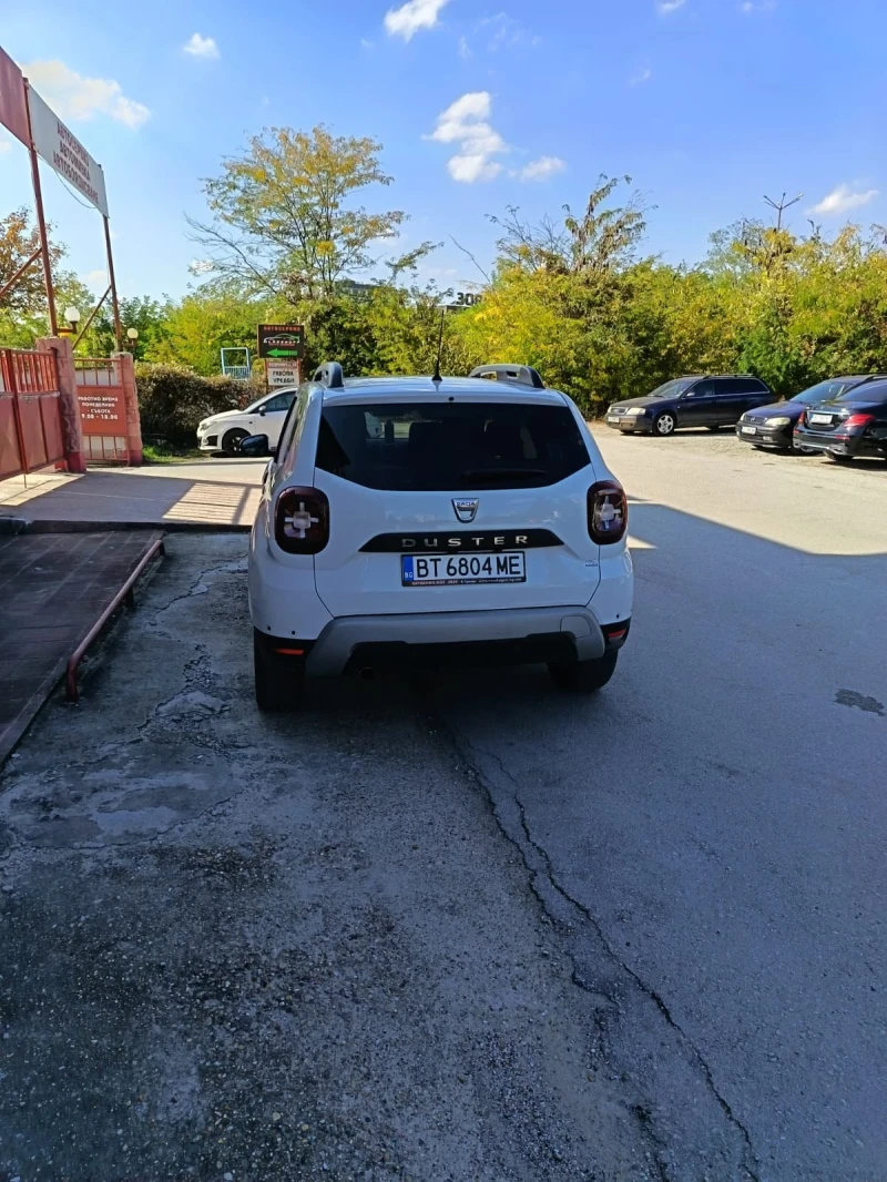 Dacia Duster 1.6, снимка 4 - Автомобили и джипове - 53026137