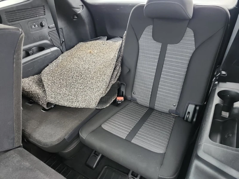 Kia Sorento * LX PREMIUM * 7-местна* * ПОДГРЕВ* , снимка 13 - Автомобили и джипове - 53394609