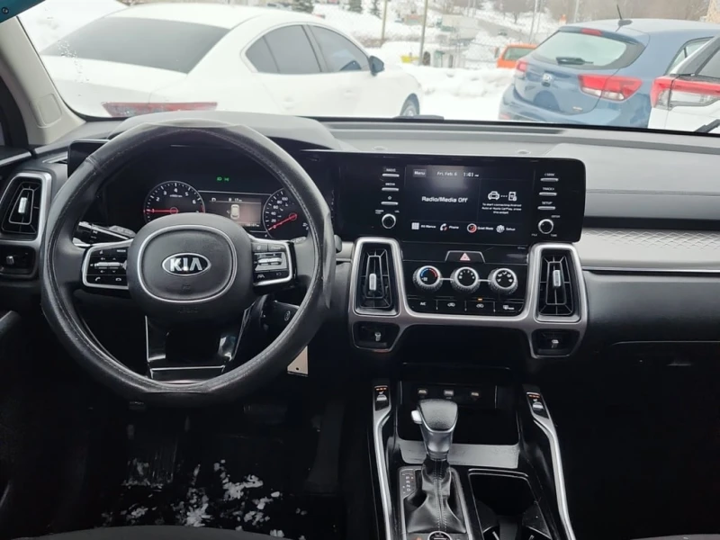 Kia Sorento * LX PREMIUM * 7-местна* * ПОДГРЕВ* , снимка 10 - Автомобили и джипове - 53394609