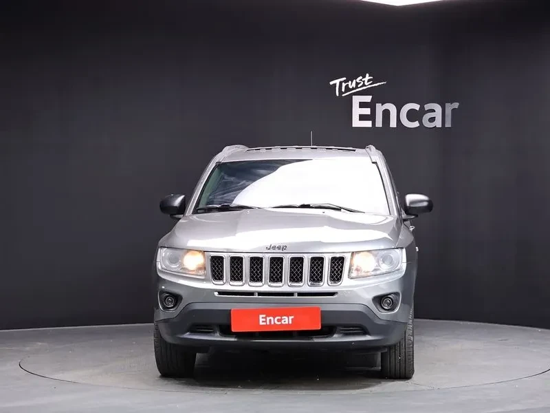 Jeep Compass, снимка 3 - Автомобили и джипове - 54463261