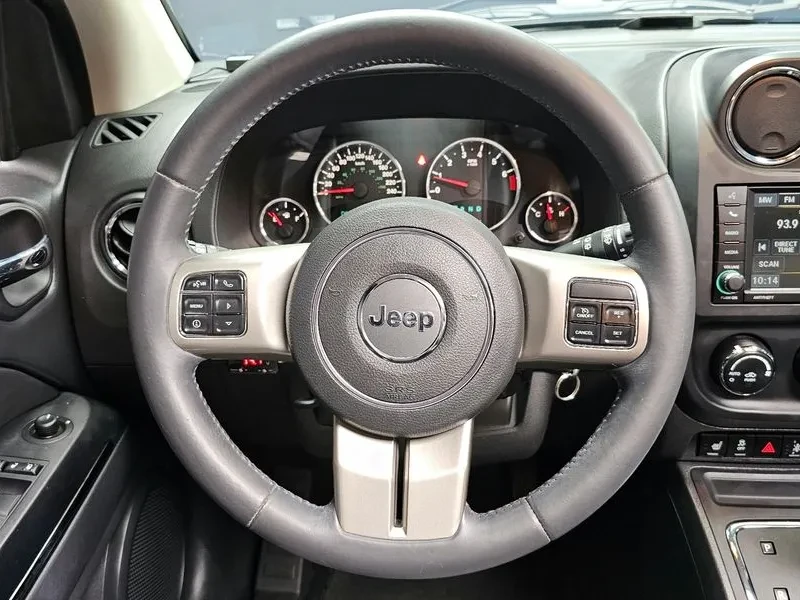 Jeep Compass, снимка 12 - Автомобили и джипове - 54463261