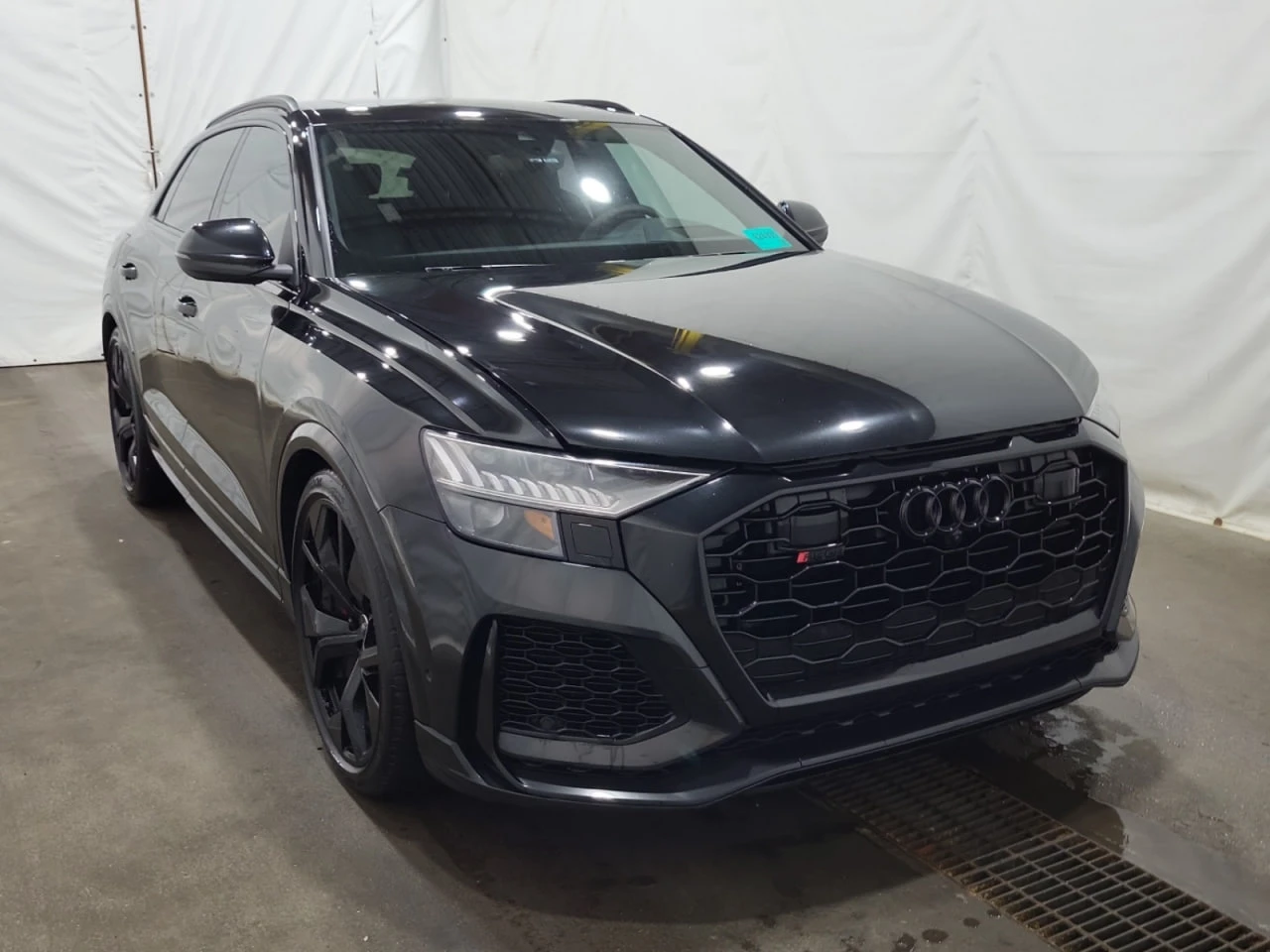 Audi RSQ8 * CARFAX * АВТО КРЕДИТ * ЦЕНА ДО БГ! - изображение 2