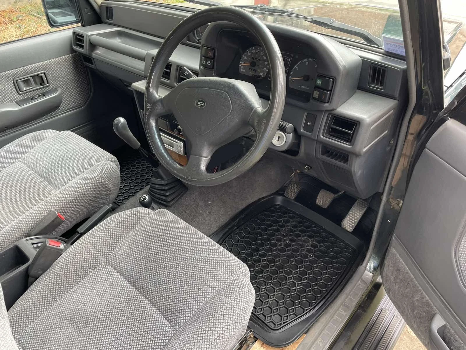 Daihatsu Rocky 2.8 Turbo Diesel  - изображение 3