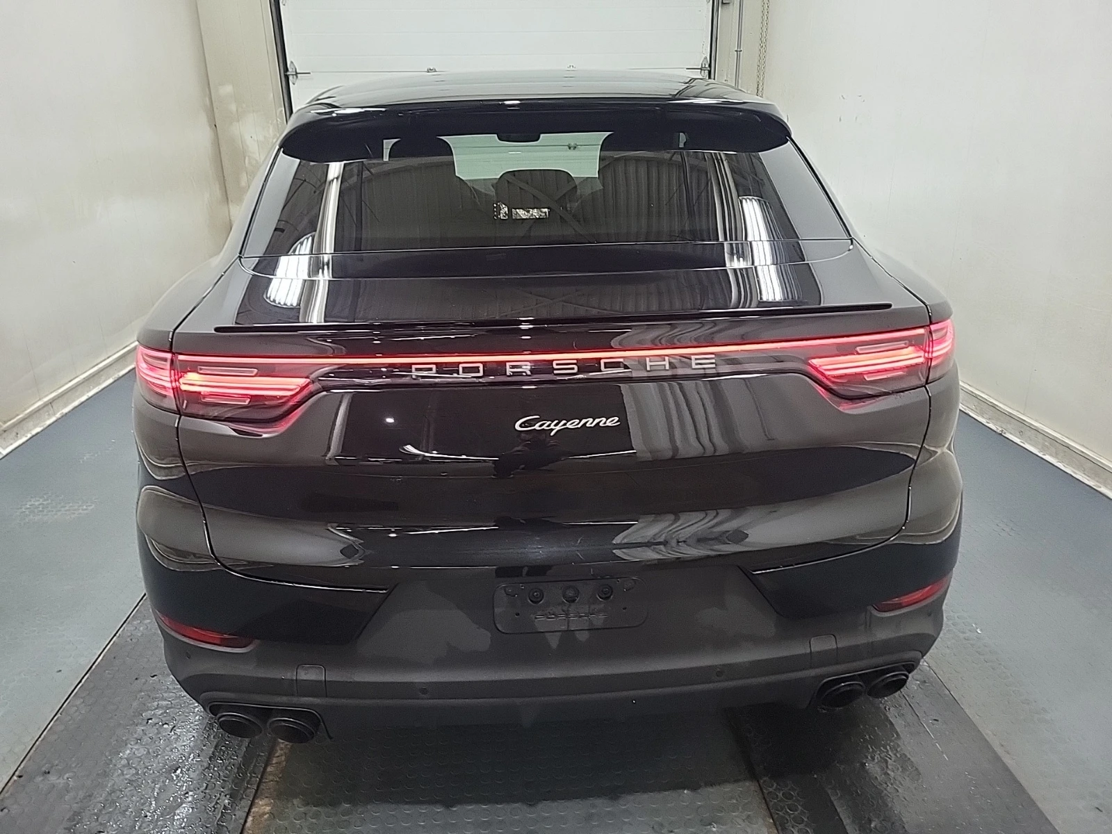 Porsche Cayenne PLATINUM EDITION * CARFAX * Цена до България*  - изображение 5