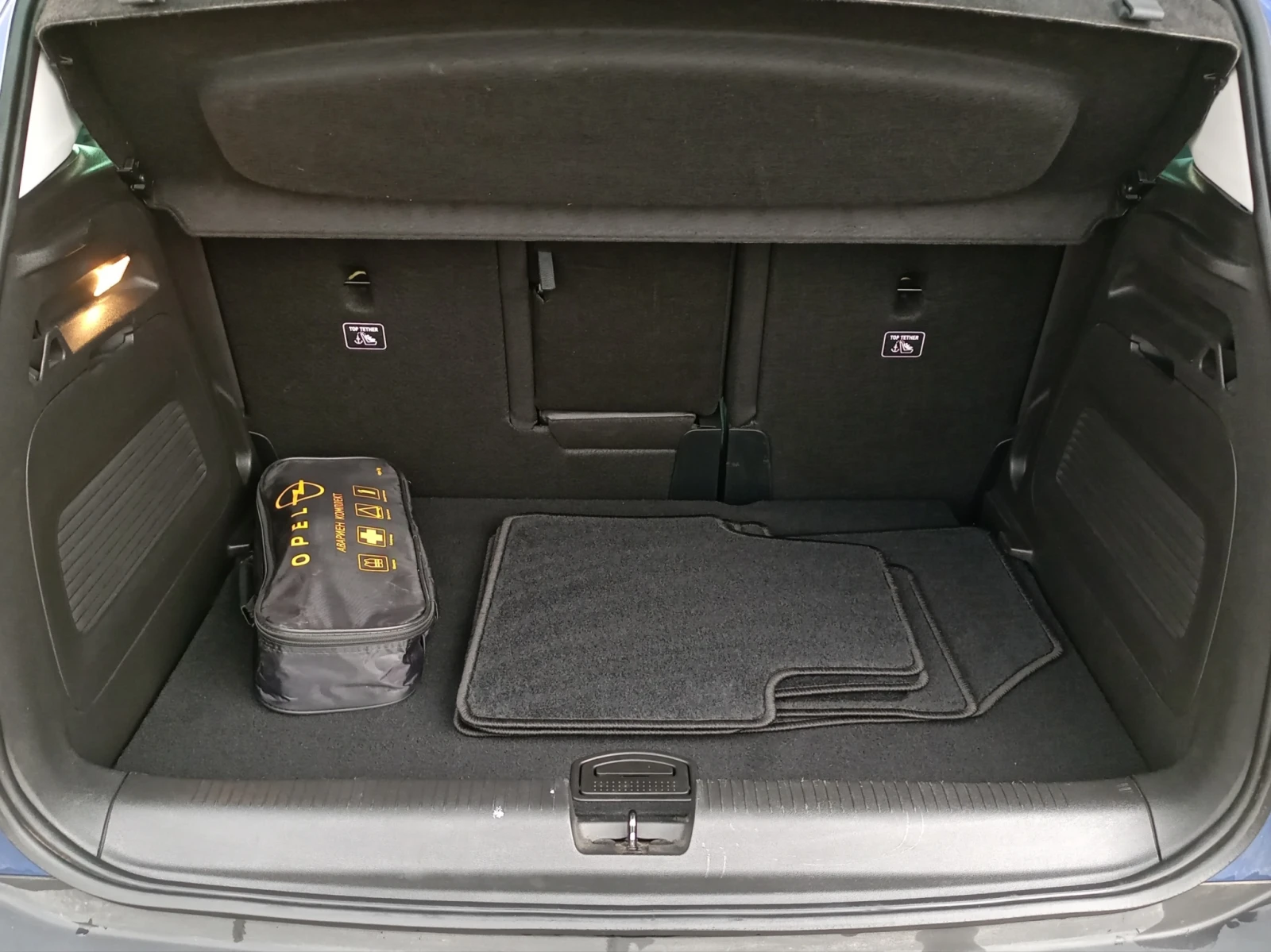 Opel Crossland X Elegance 1.2 бензин (96kW/130 к.с.) AT6 MY23 - изображение 9