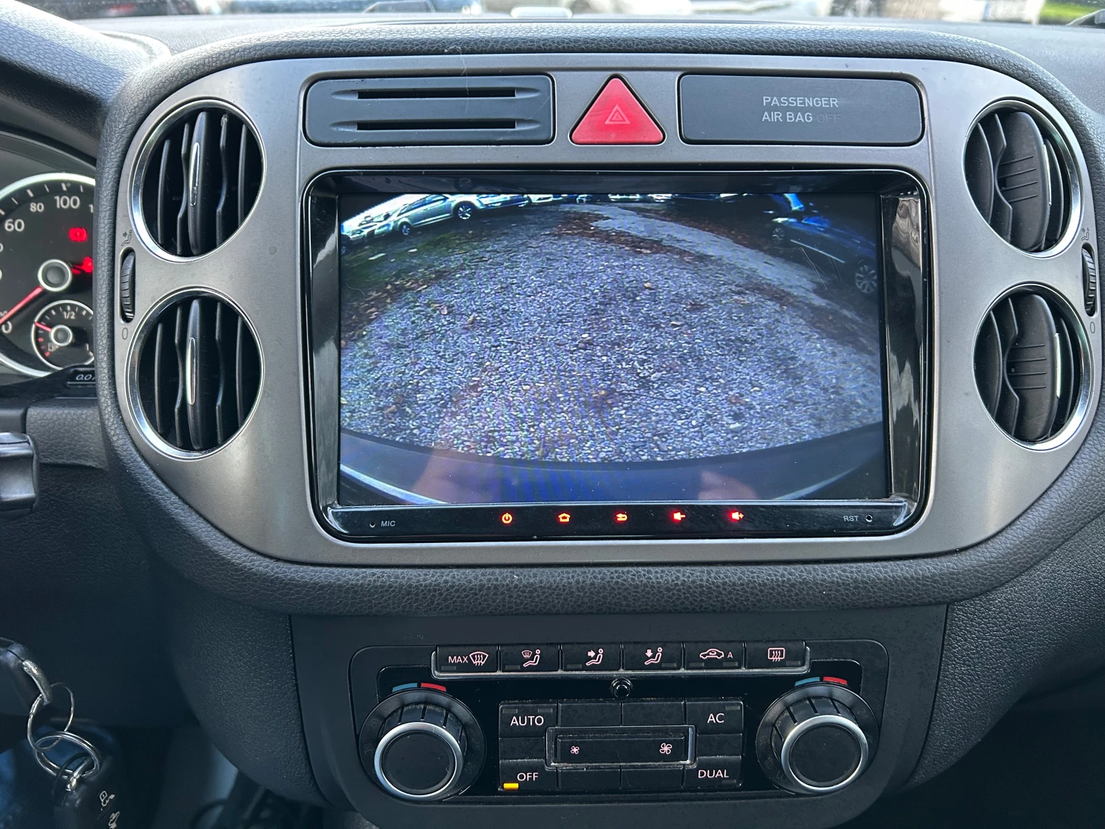 VW Tiguan 2.0TDI 140 �.�./4X4/NAVI/CAMERA/OFFROAD | Mobile.bg � ����������� 12