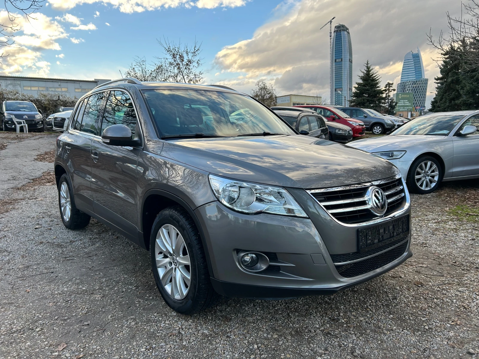 VW Tiguan 2.0TDI 140 к.с./4X4/NAVI/CAMERA/OFFROAD - изображение 3