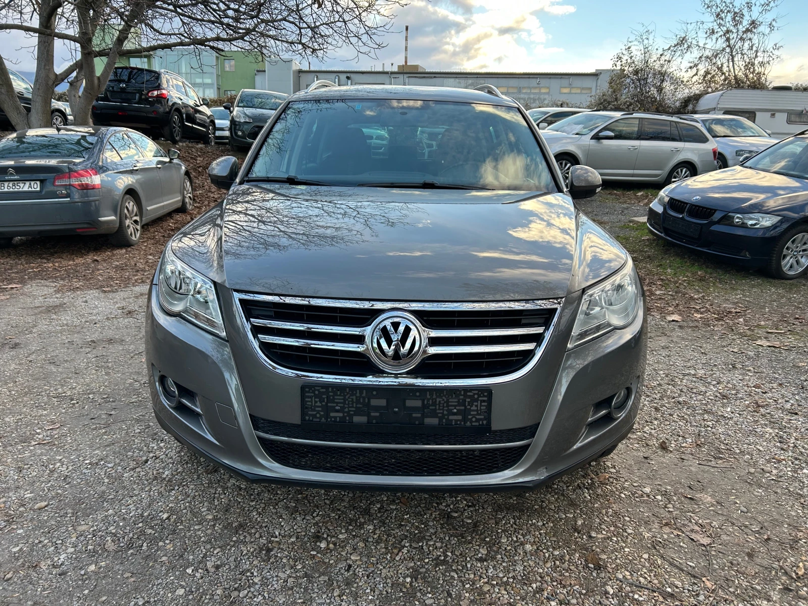 VW Tiguan 2.0TDI 140 к.с./4X4/NAVI/CAMERA/OFFROAD - изображение 2