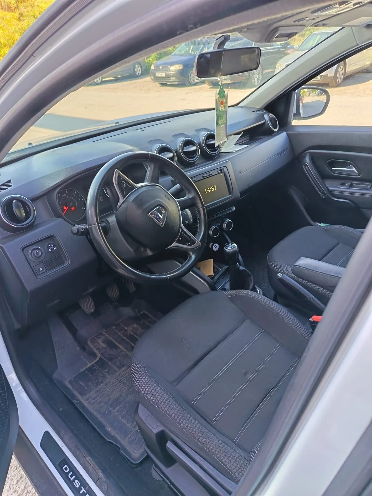 Dacia Duster 1.6 - изображение 5