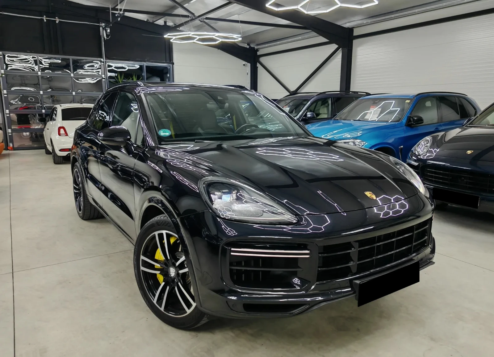 Porsche Cayenne Turbo - изображение 2