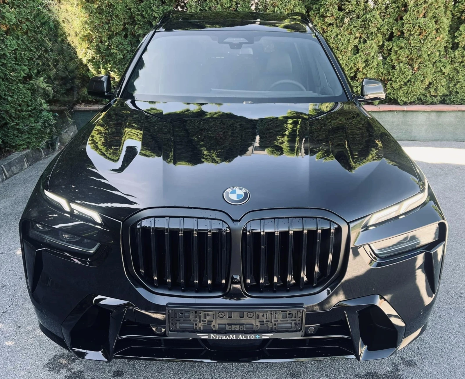 BMW X7 xDrive 40 d M Sport 22 Individual , снимка 2 - Автомобили и джипове - 53769742