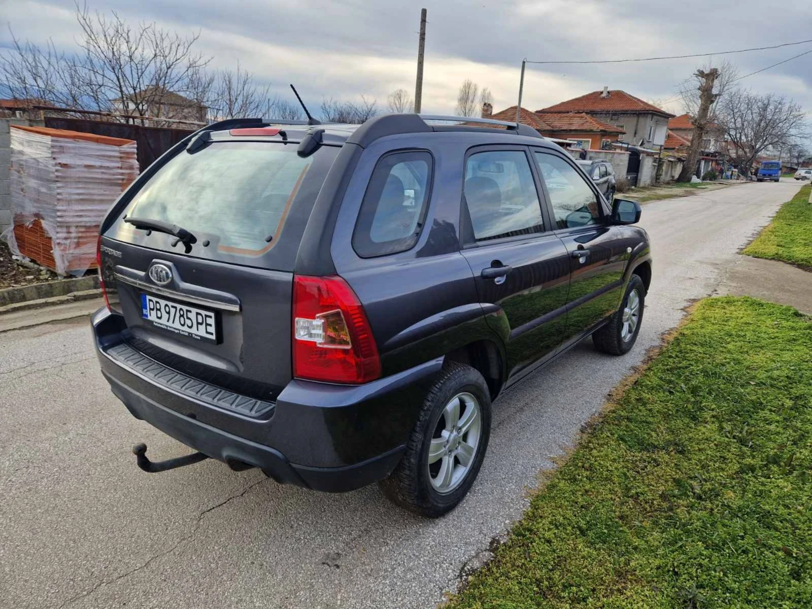 Kia Sportage 2.0 i, снимка 6 - Автомобили и джипове - 53781102