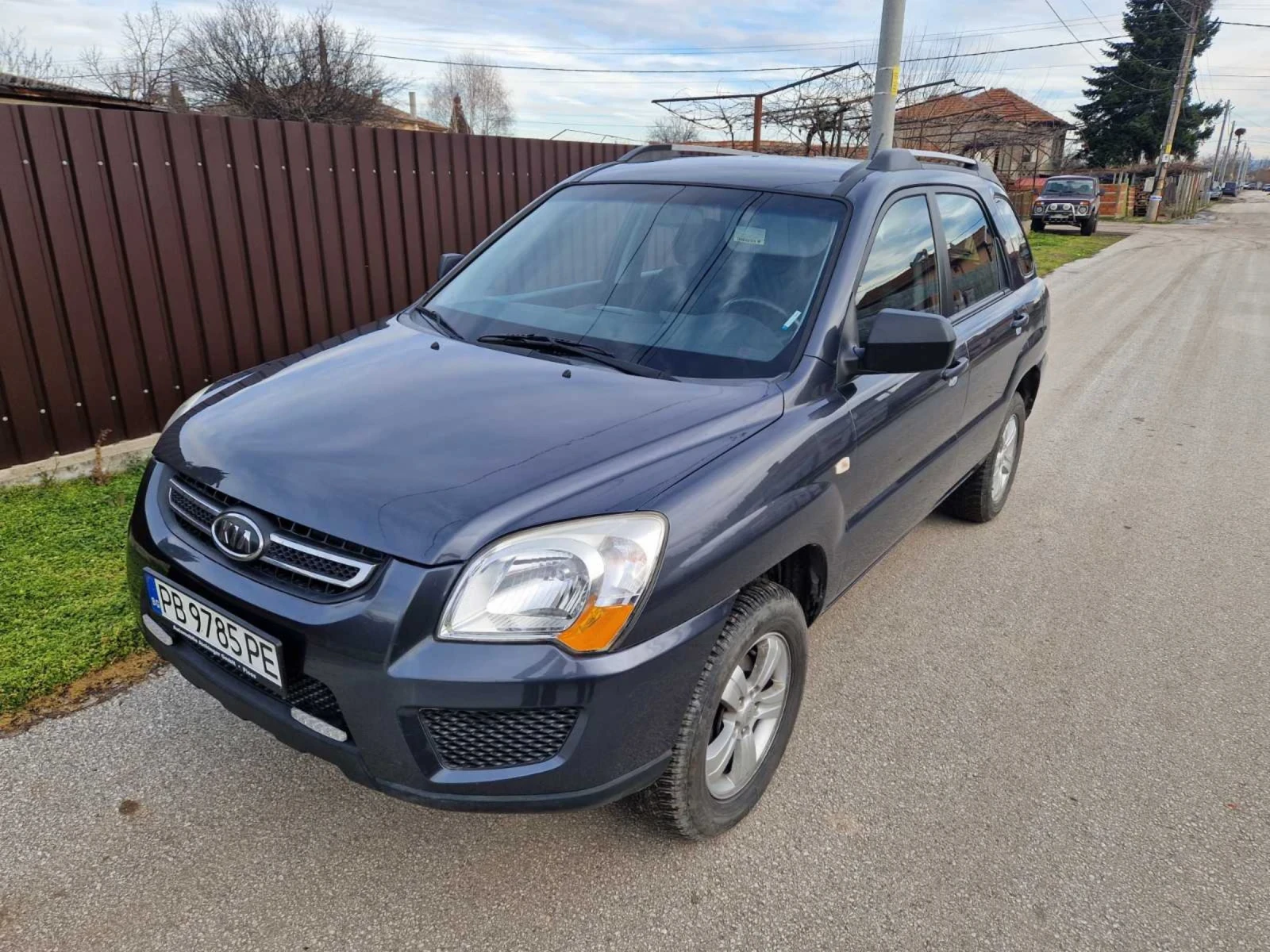 Kia Sportage 2.0 i, снимка 2 - Автомобили и джипове - 53781102