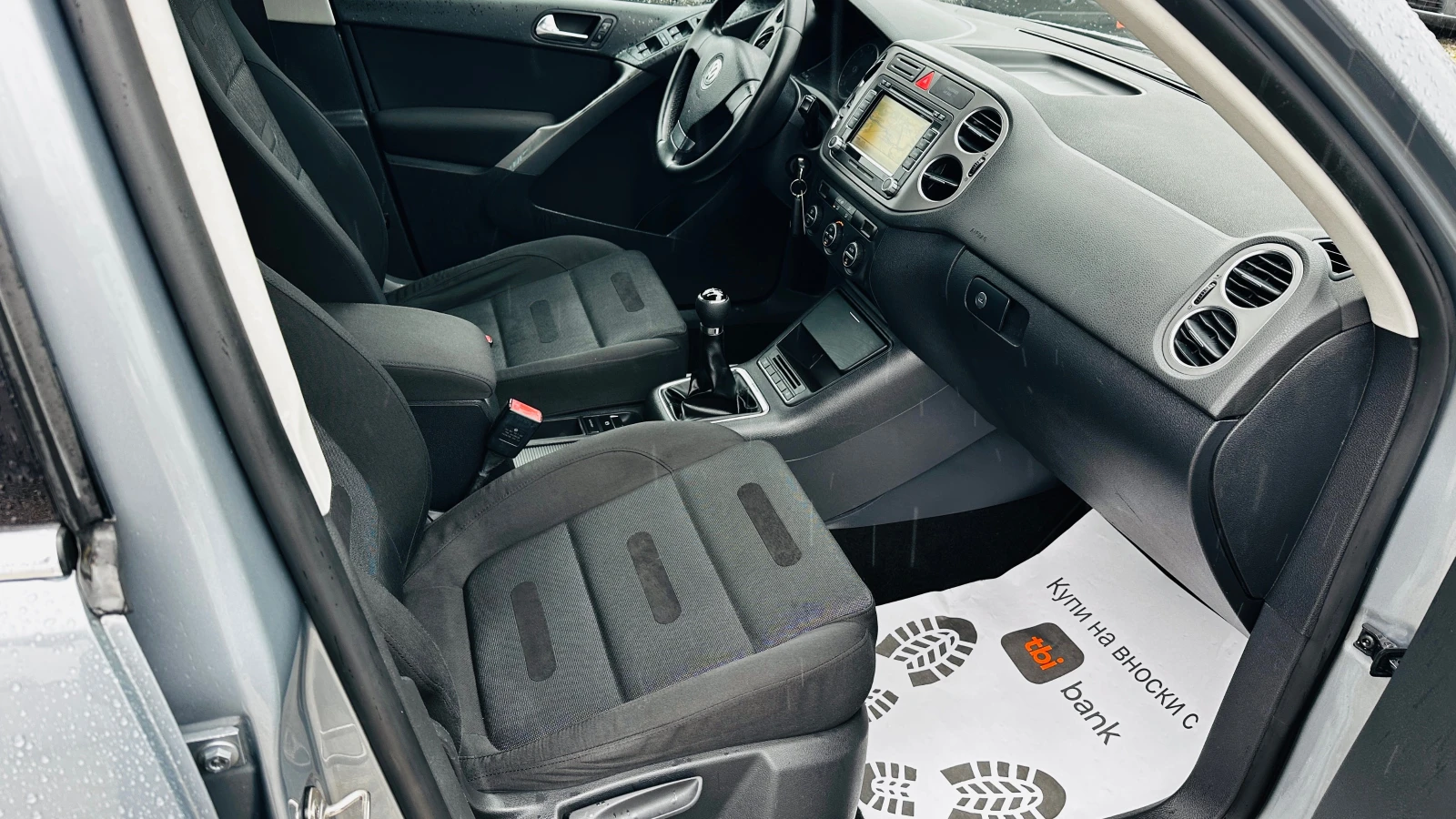 VW Tiguan 2.0tdi-4motion-Нави-Италия, снимка 10 - Автомобили и джипове - 54068898