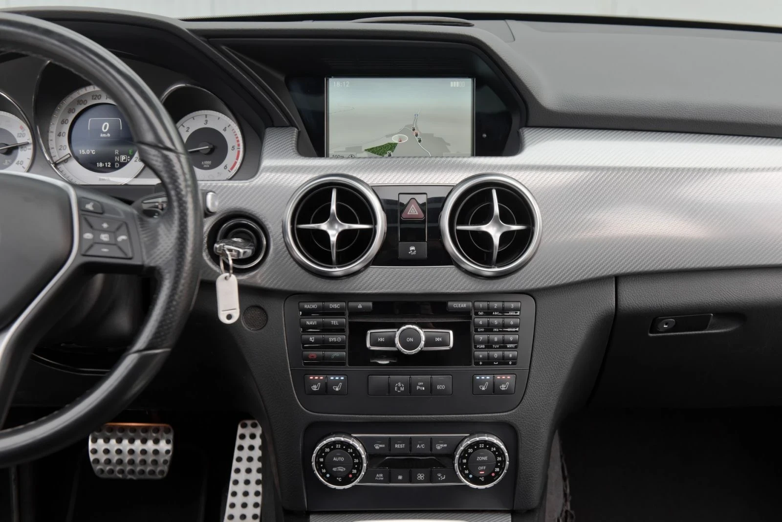 Mercedes-Benz GLK 220 AMG 4 matic, снимка 10 - Автомобили и джипове - 54085180