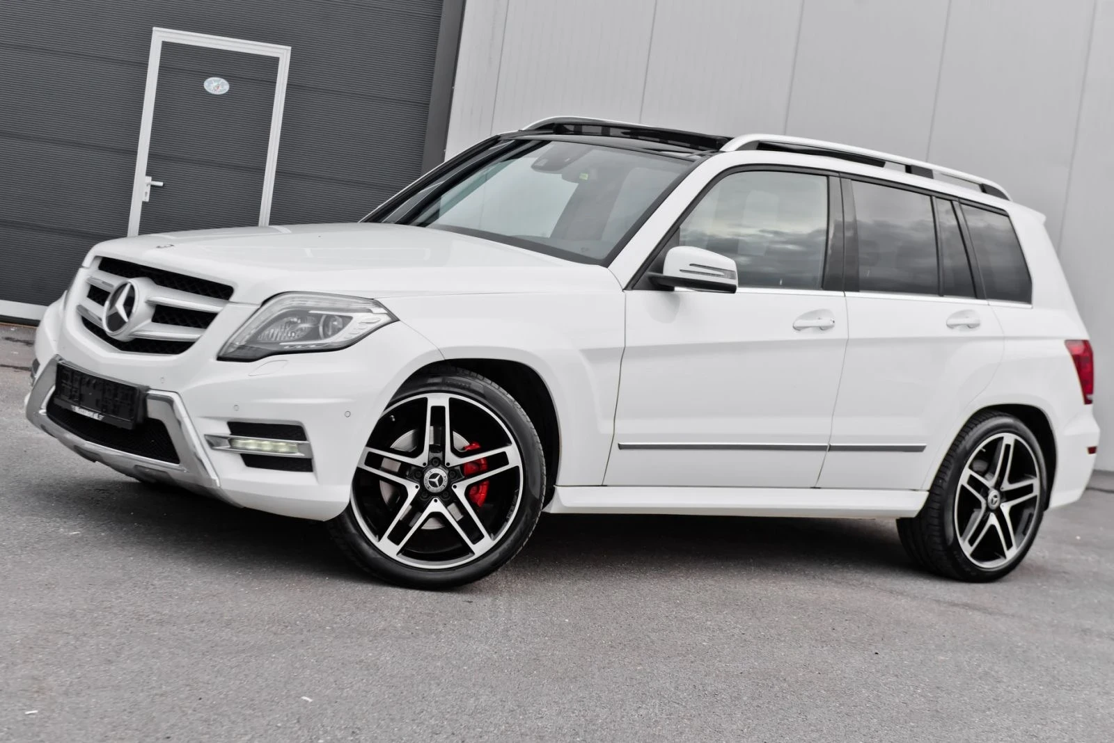 Mercedes-Benz GLK 220 AMG 4 matic, снимка 2 - Автомобили и джипове - 54085180