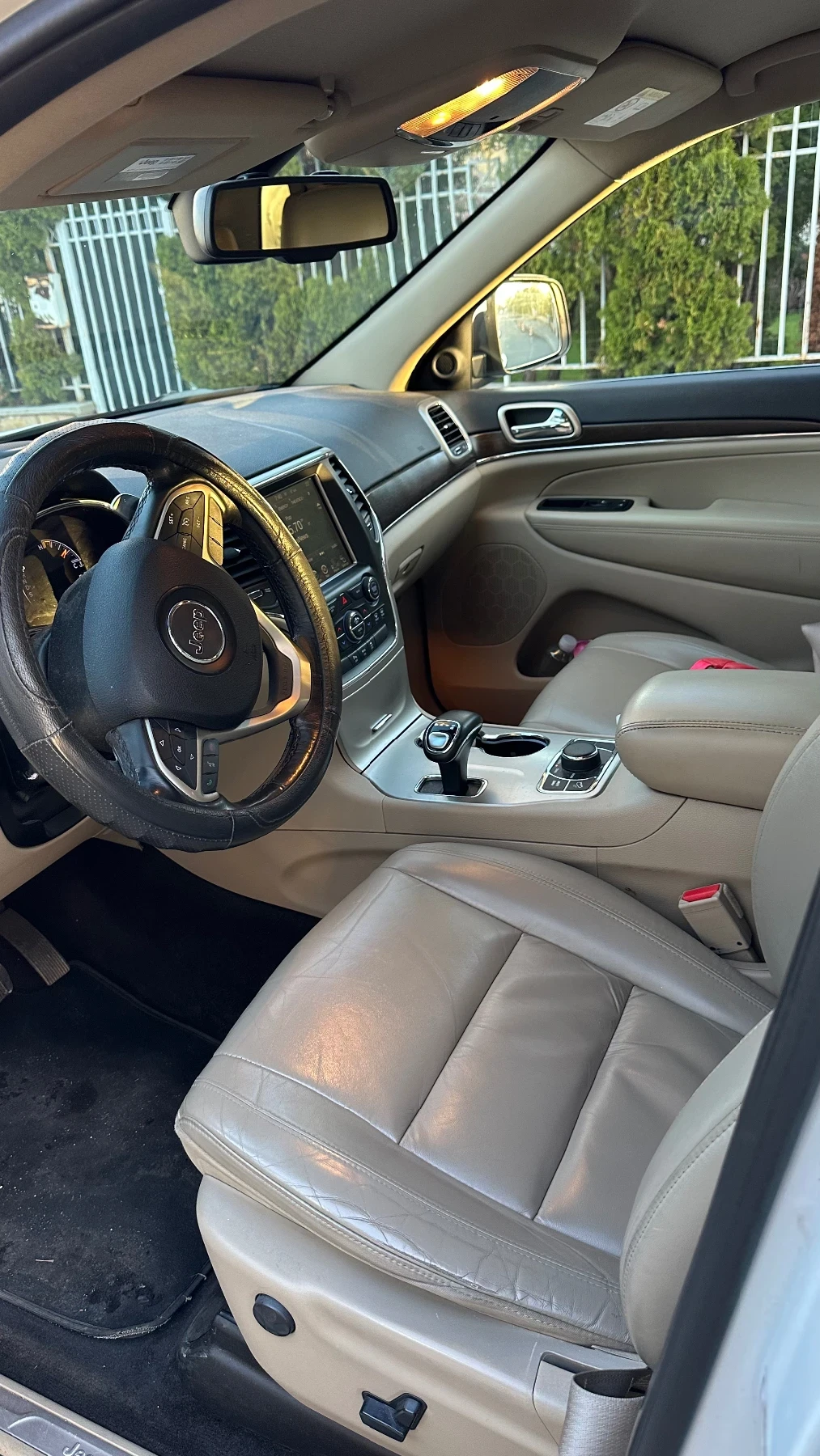 Jeep Grand cherokee, снимка 8 - Автомобили и джипове - 54103651