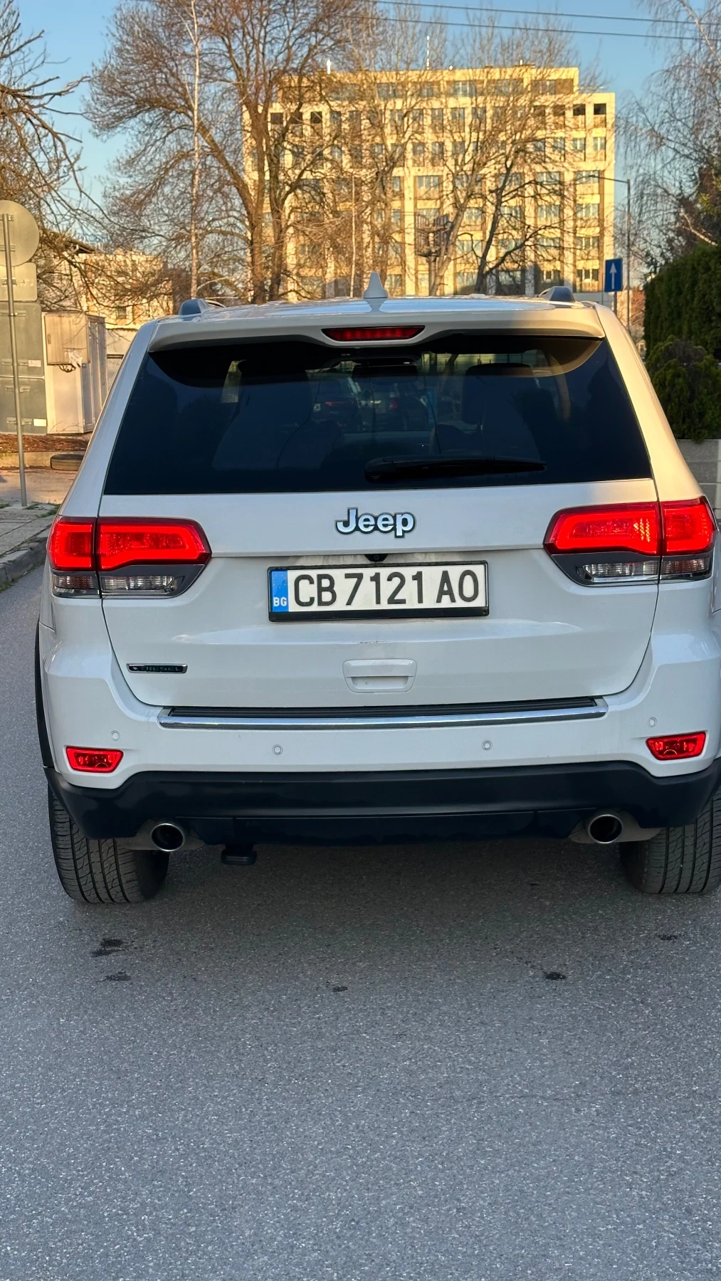 Jeep Grand cherokee, снимка 6 - Автомобили и джипове - 54103651