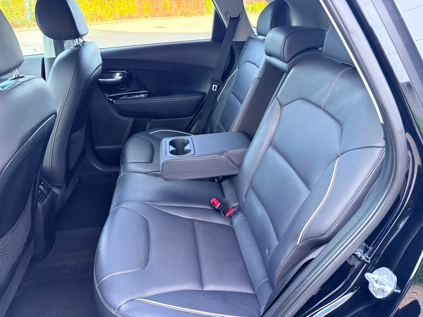 Kia Niro FACELIFT!!!64kw 204kc TERMOPOMPA FUL!!!, снимка 15 - Автомобили и джипове - 54199025