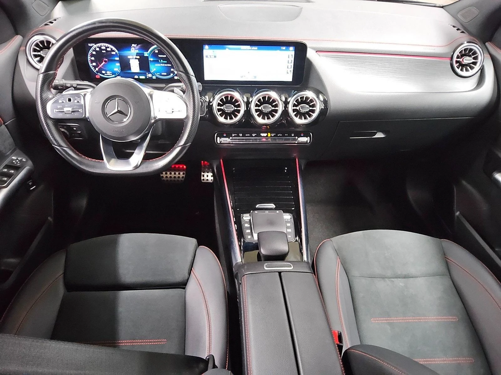 Mercedes-Benz EQA 250 AMG-Line , снимка 6 - Автомобили и джипове - 54680363